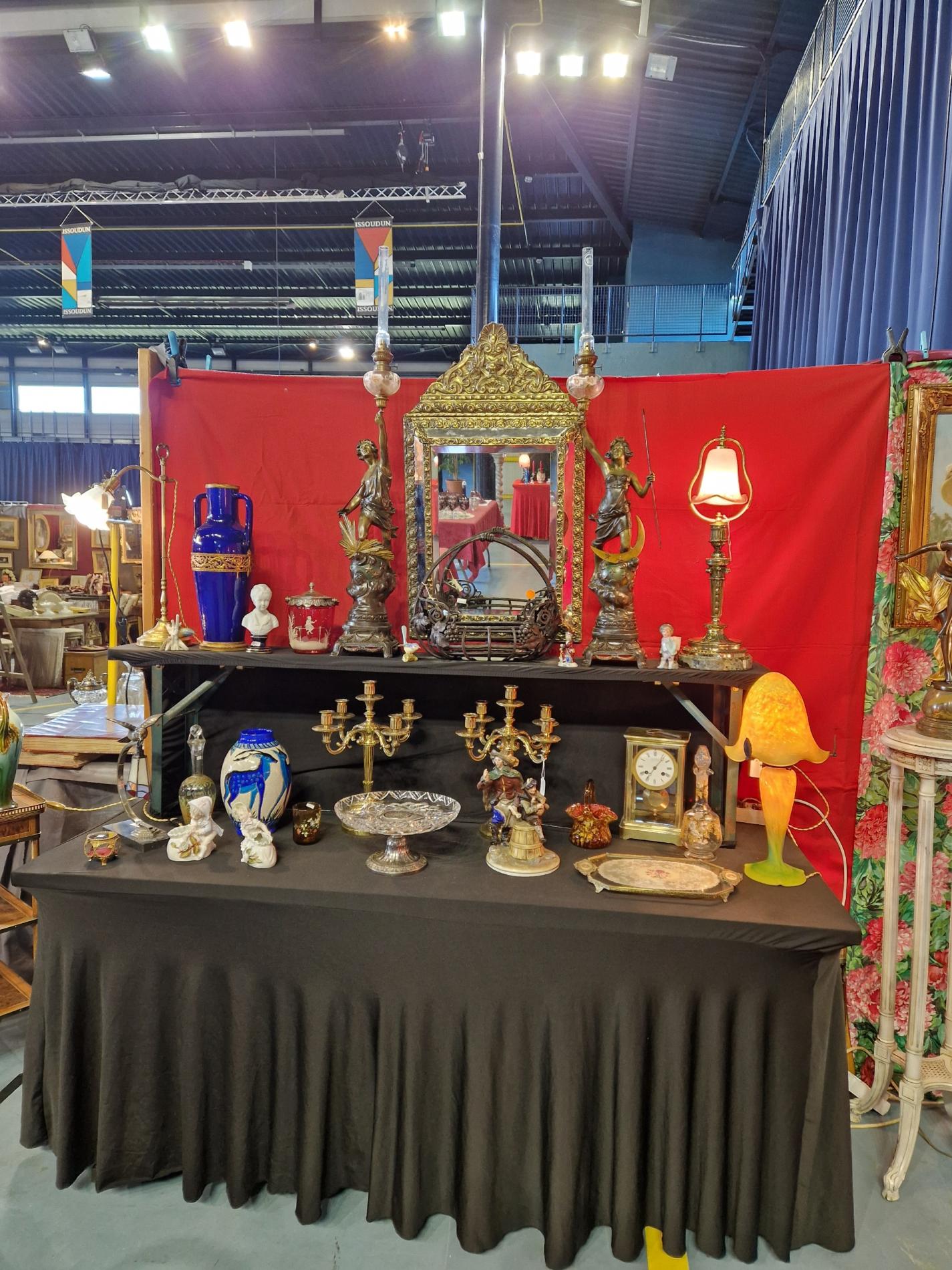 Salon des antiquaires à Issoudun