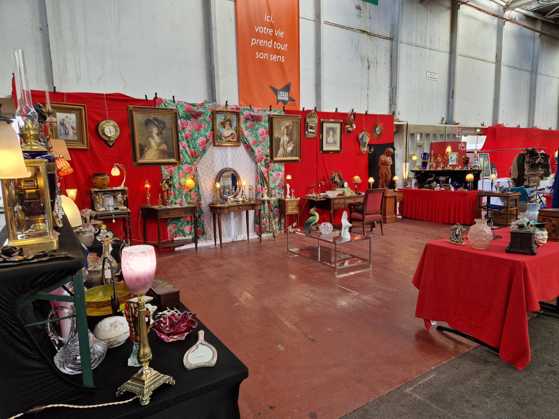 Salon des ANTIQUITÉS -BROCANTES Lisieux