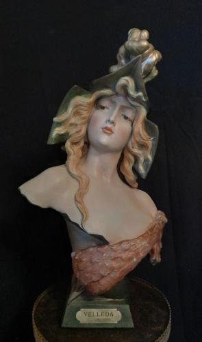 BUSTE EN TERRE CUITE VELLEDA PAR GRISARD