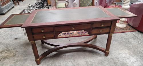 Bureau en acajou style empire