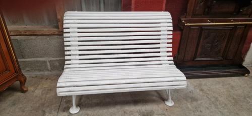 Banc de jardin