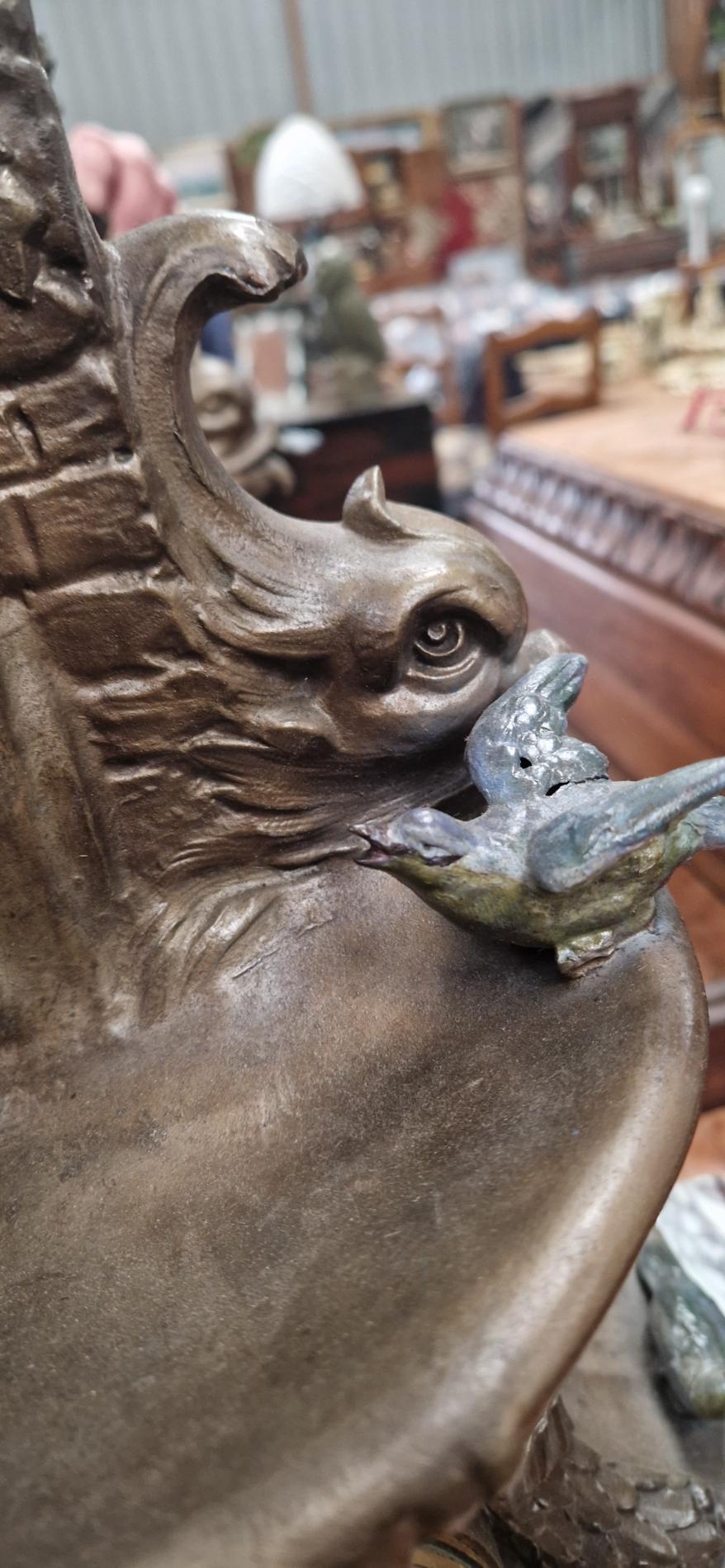 Pendule par F. Moreau