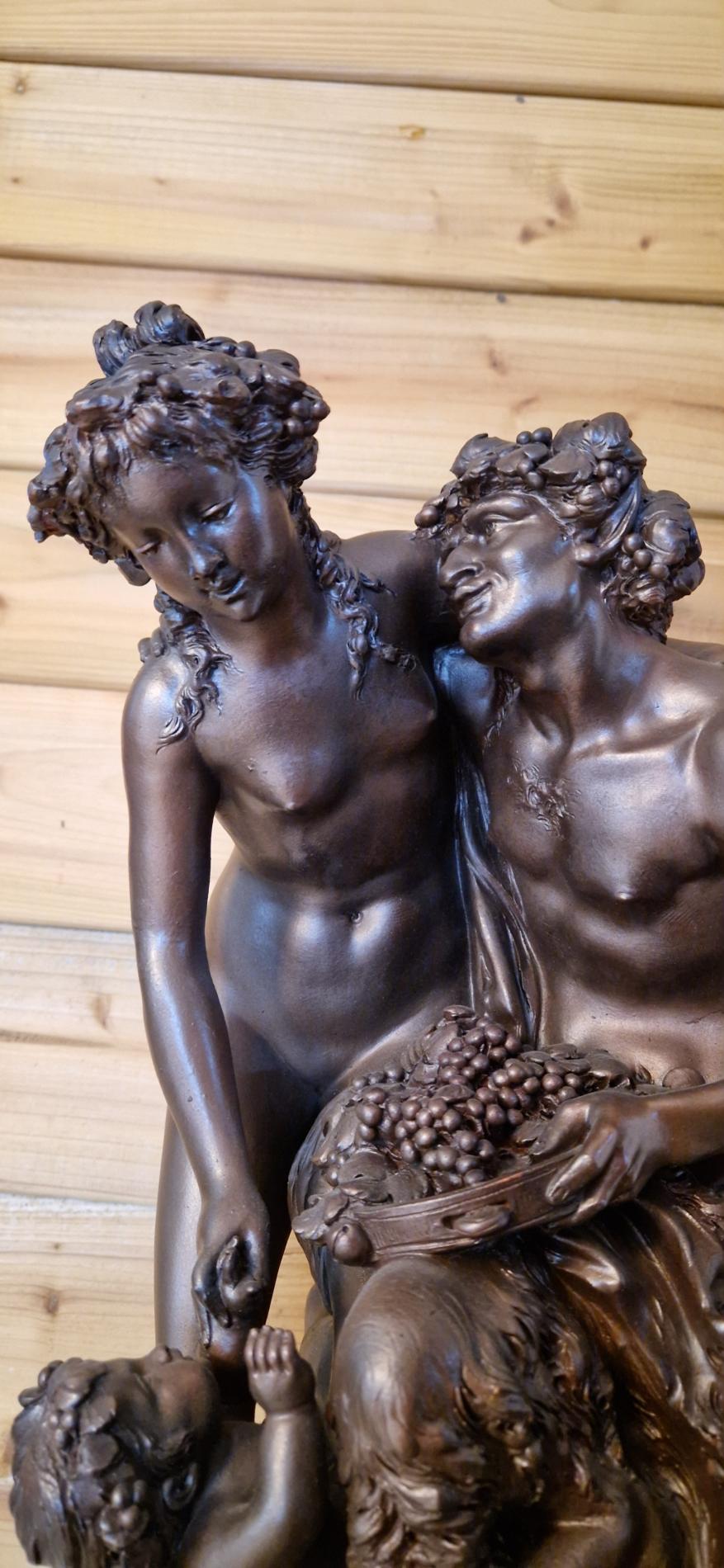 Groupe en terre cuite par Clodion