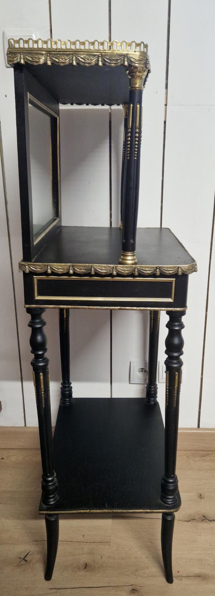 Petit meuble d'appoint Napoléon III